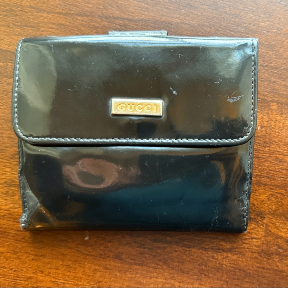 Gucci black patent leather Unisex wallet
